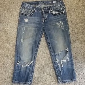 Miss Me "Irene" Distressed Capris